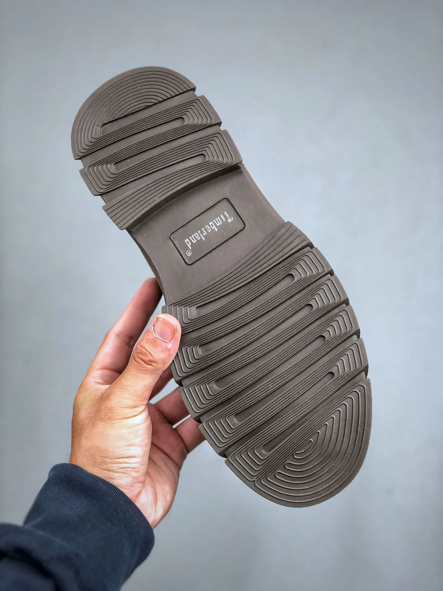 Pick up locally 💰560 Support store Timberland outdoor mid-cut casual rhubarb boots Guangdong factory quality Original box original packaging The fabric is made of Italian 🇮🇹 top-grade frosted fine-grained cowhide. It is paired with anti-odor and anti-corrosion genuine leather latex insoles to give you a perfect wearing experience. High-quality and durable, a must-have for sportsmen. Specially designed to treat handsome men. High-quality and first-class foot feel. Size: 39 40 41 42 43 44 (leather shoe size)